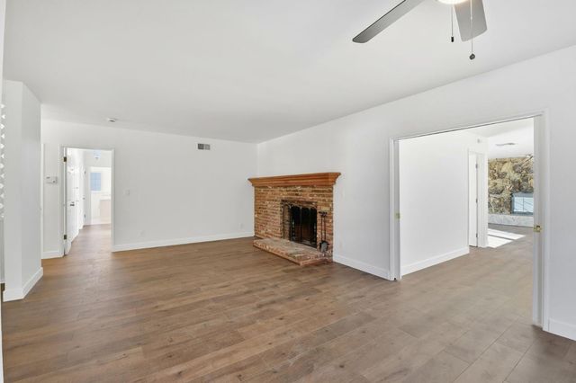 6539 Petit Avenue, Van Nuys (los Angeles), CA 91406