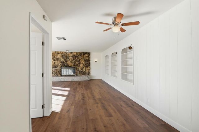 6539 Petit Avenue, Van Nuys (los Angeles), CA 91406