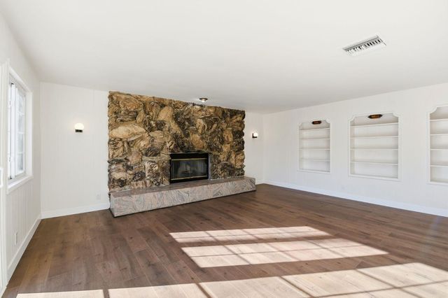 6539 Petit Avenue, Van Nuys (los Angeles), CA 91406