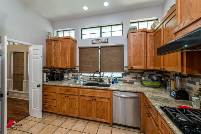 9838 Ballantrae Circle, Shreveport, LA 71106