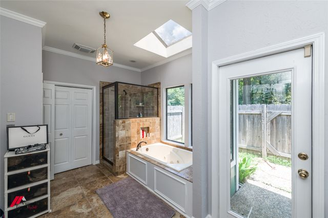 9838 Ballantrae Circle, Shreveport, LA 71106