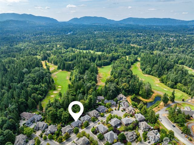 25901 NE 1st Place, Sammamish, WA 98074