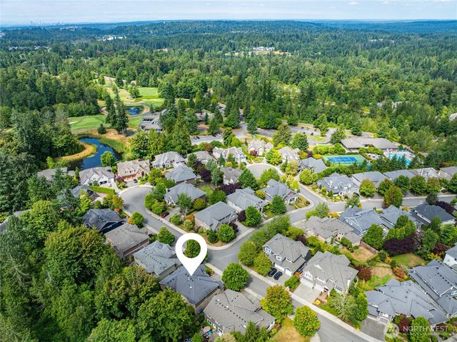 25901 NE 1st Place, Sammamish, WA 98074