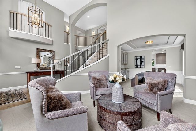 25901 NE 1st Place, Sammamish, WA 98074