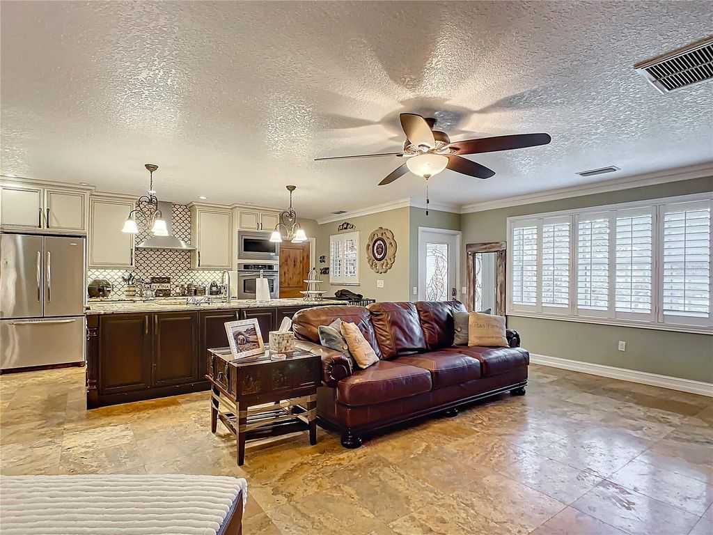 Image 11 of property listing at 2 RICHMOND DRIVE, New Smyrna Beach, FL 32169