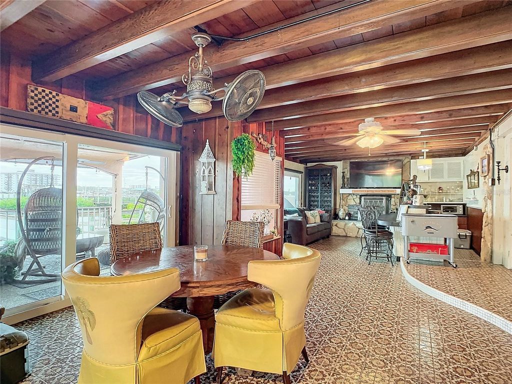 Image 21 of property listing at 2 RICHMOND DRIVE, New Smyrna Beach, FL 32169