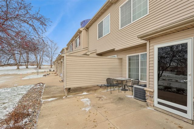 601 Orchard Hills Drive 6010, Norwalk, IA 50211