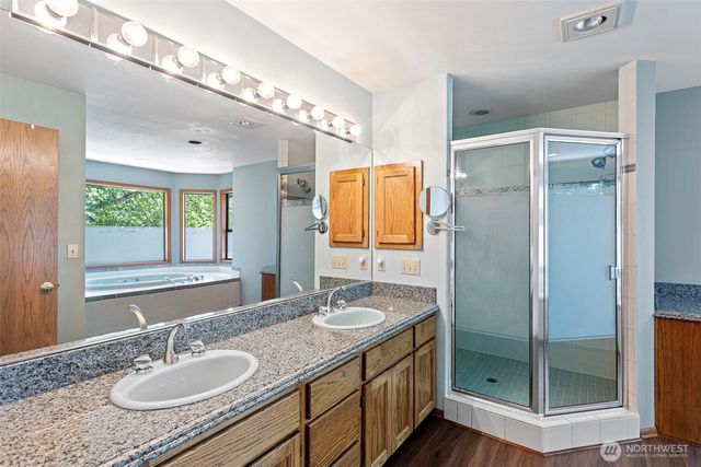 12308 SE 238th Place, Kent, WA 98031