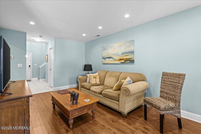 26 Bayview Court, Long Branch, NJ 07740