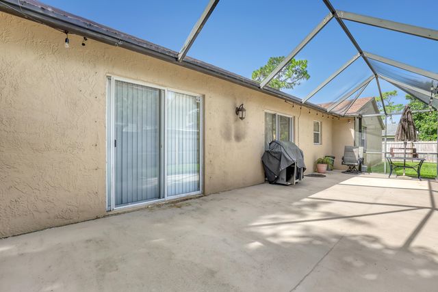 102 SAND PINE Way, Royal Palm Beach, FL 33411