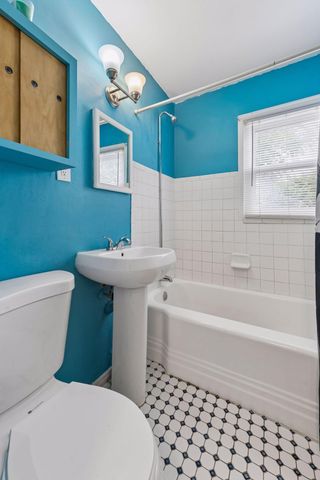2924 Blackstone Avenue, Saint Louis Park, MN 55416