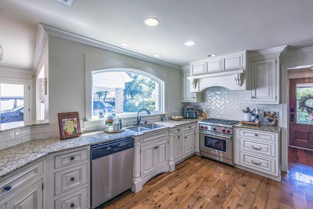 304 Cheyenne Dr, Houma, LA 70360
