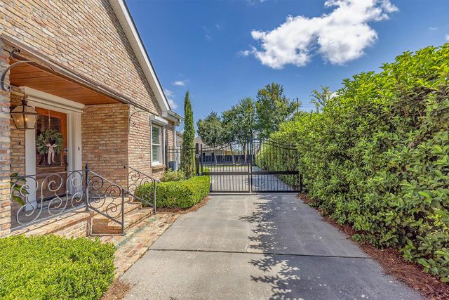 304 Cheyenne Dr, Houma, LA 70360