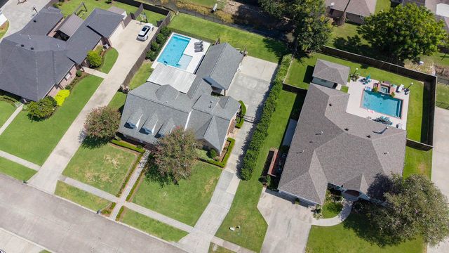 304 Cheyenne Dr, Houma, LA 70360
