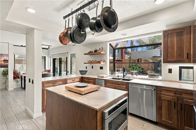 22622 Wood Shadow Lane, Lake Forest, CA 92630