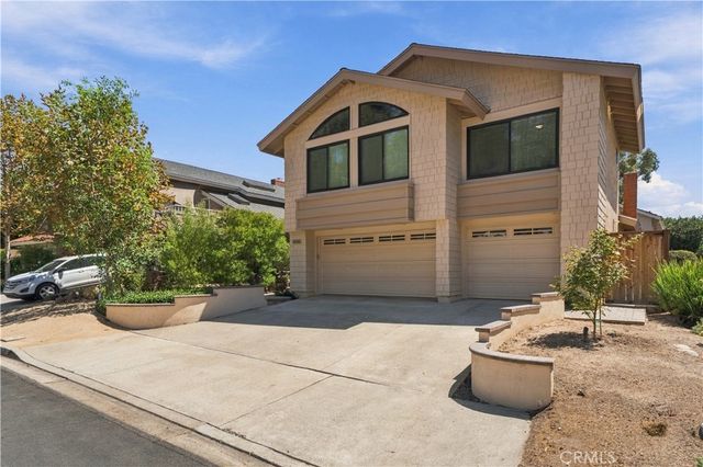 22622 Wood Shadow Lane, Lake Forest, CA 92630