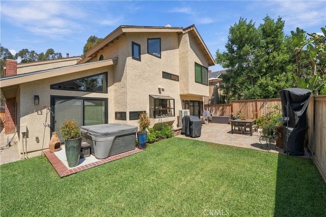 22622 Wood Shadow Lane, Lake Forest, CA 92630