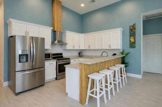 506 Jenni Lane, Dickinson, TX 77539