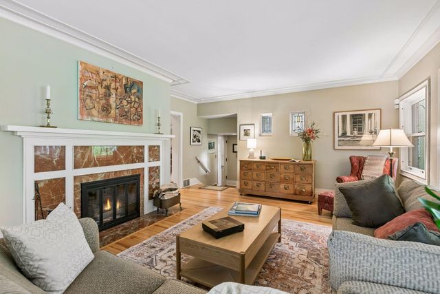 2316 Oliver Avenue S, Minneapolis, MN 55405