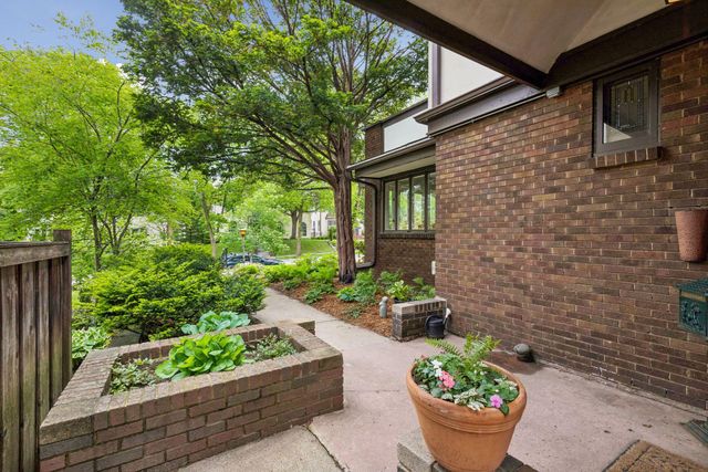 2316 Oliver Avenue S, Minneapolis, MN 55405