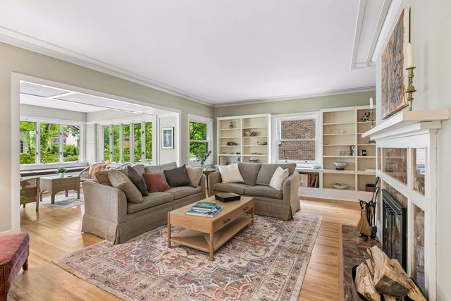 2316 Oliver Avenue S, Minneapolis, MN 55405