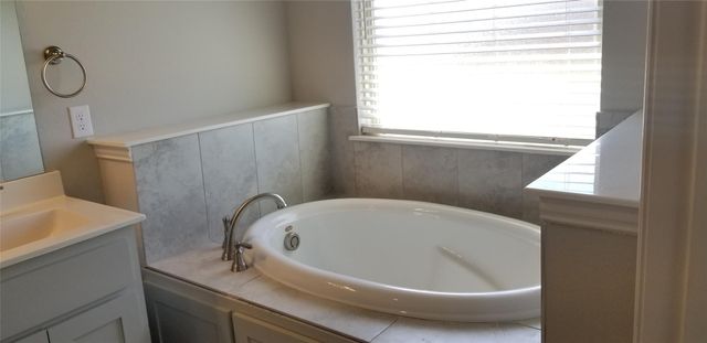6407 Starr Drive, Mckinney, TX 75071