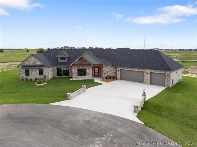 5521 E 136th Place N, Collinsville, OK 74021