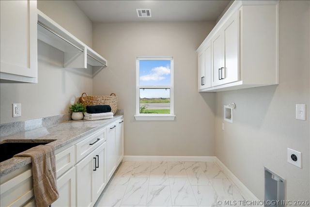 5521 E 136th Place N, Collinsville, OK 74021
