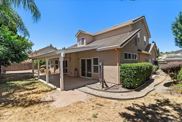 1109 Deitz Cir, Oakdale, CA 95361