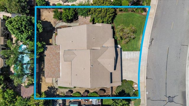 1109 Deitz Cir, Oakdale, CA 95361