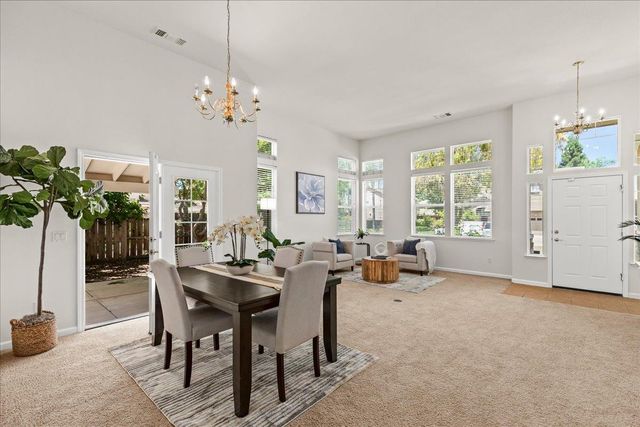 1109 Deitz Cir, Oakdale, CA 95361