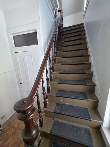 31 Granite Street, Barre City, VT 05641