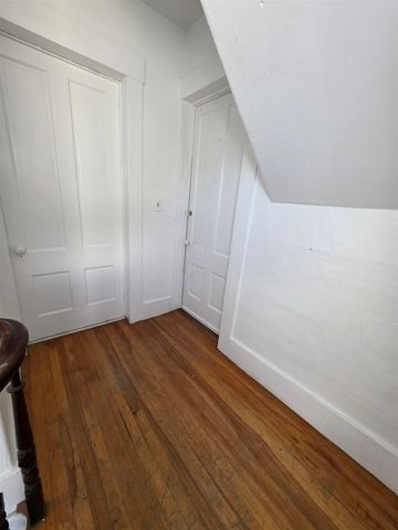 31 Granite Street, Barre City, VT 05641