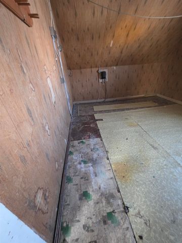 31 Granite Street, Barre City, VT 05641