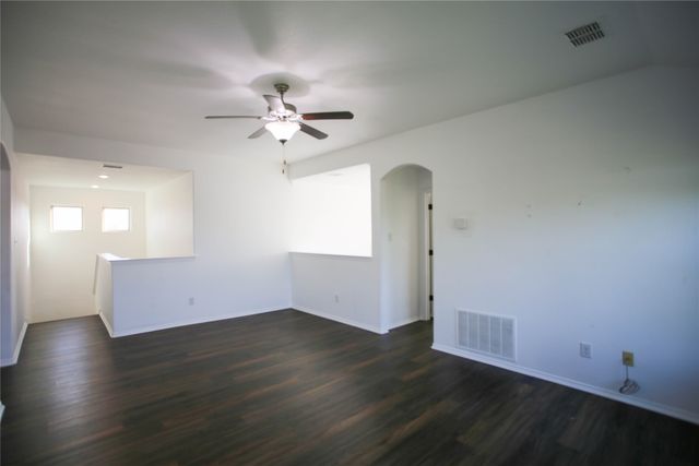401 Eureka Court, Burleson, TX 76028