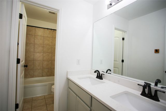 401 Eureka Court, Burleson, TX 76028