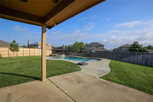 401 Eureka Court, Burleson, TX 76028