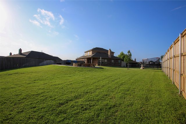 401 Eureka Court, Burleson, TX 76028