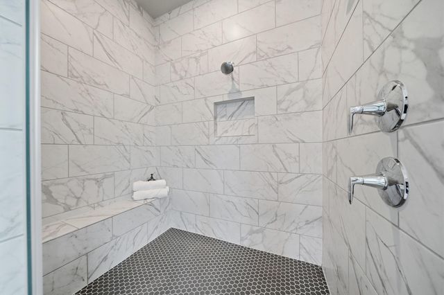28427 Sunrise View Drive, Spring, TX 77386