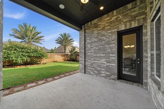28427 Sunrise View Drive, Spring, TX 77386