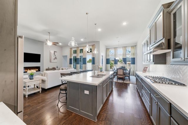 28427 Sunrise View Drive, Spring, TX 77386