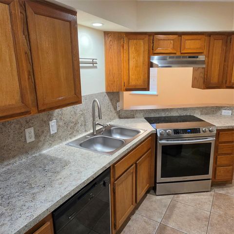 12755 Mill Ridge Drive 402, Cypress, TX 77429