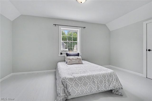 1010 Sawyer Avenue, Akron, OH 44310