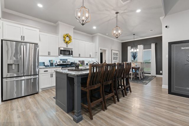 121 Treys Way, Godley, TX 76044