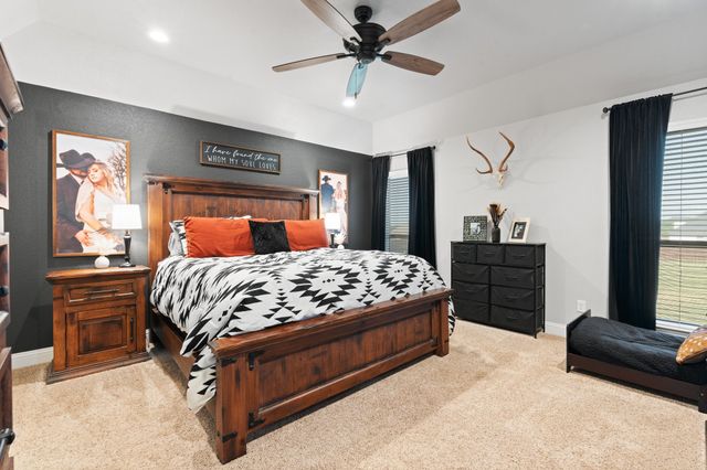 121 Treys Way, Godley, TX 76044