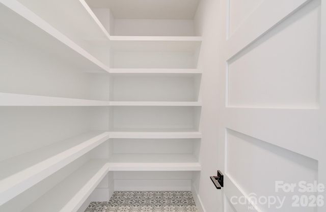 184 Mavrick Drive, Mills River, NC 28759