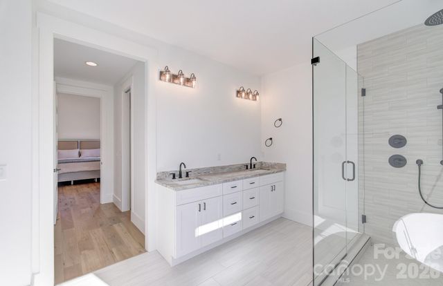 184 Mavrick Drive, Mills River, NC 28759