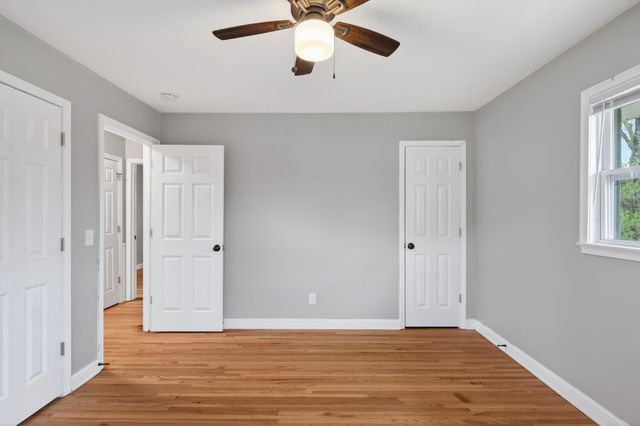 3901 Lake Drive Avenue N, Robbinsdale, MN 55422