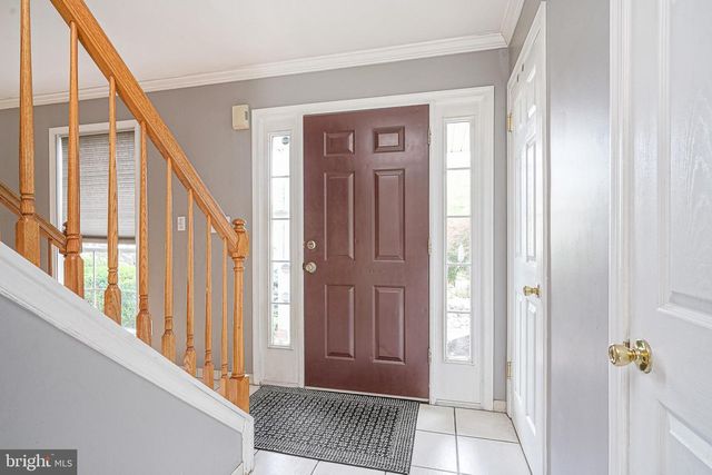 63 LARKSPUR CIR, Sicklerville, NJ 08081