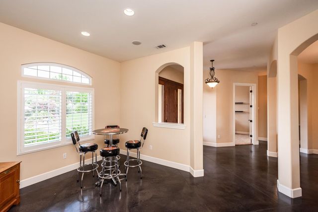 7190 Starkview Pl, Loomis, CA 95650